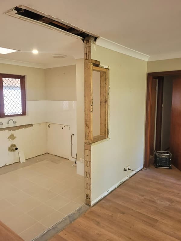 Kitchen Demos & Renovations project photo