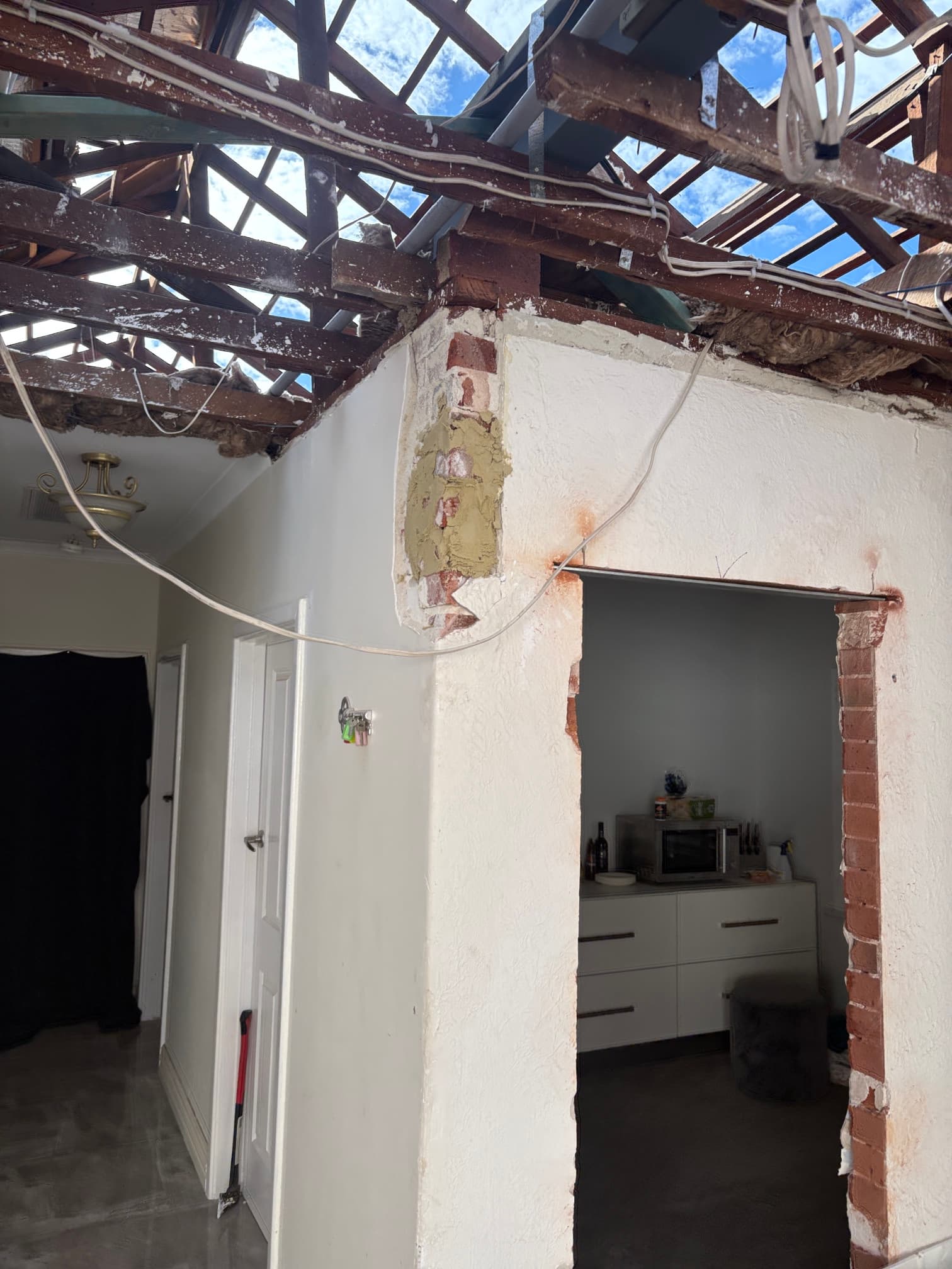 Wall removal - Como gallery